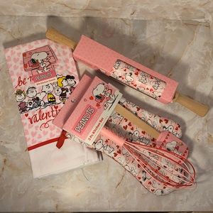 Peanuts: Valentines theme kitchen bundle set